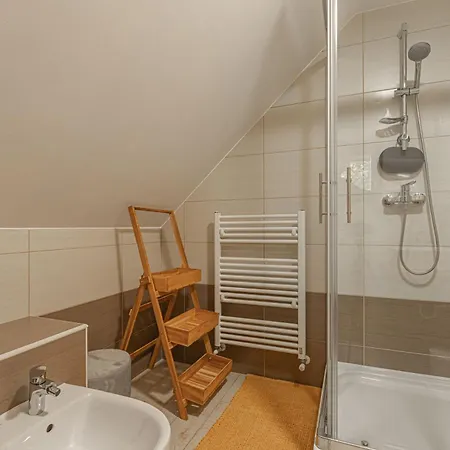 Organic Homestead Mikl