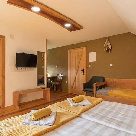 Organic Homestead Mikl Apartman *