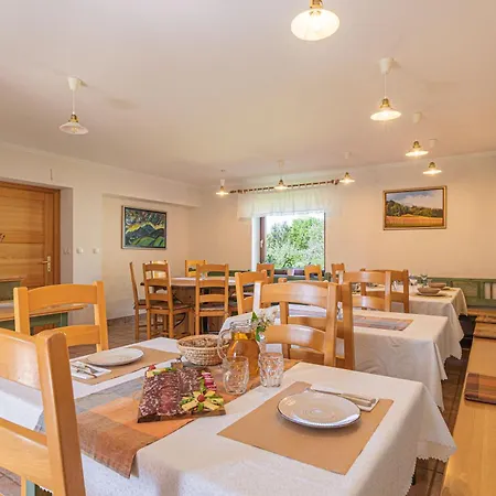 Organic Homestead Mikl