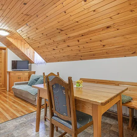 Organic Homestead Mikl *