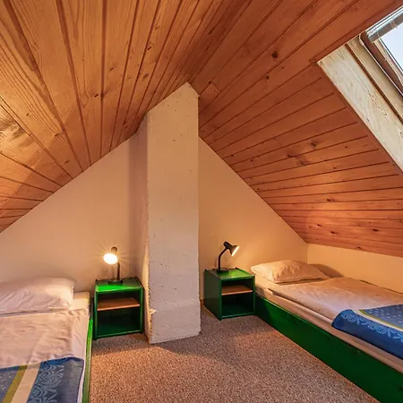 Organic Homestead Mikl Daire